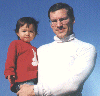 Papa and Sara. Sky background.  1999/11. (15.jpg 35k)